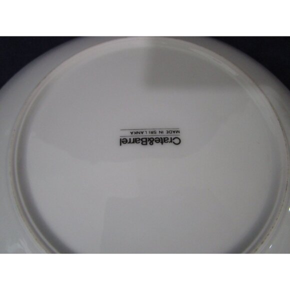 Crate & Barrel Christmas Ornament Luncheon Dessert Salad Plates Four EUC - Picture 10 of 16